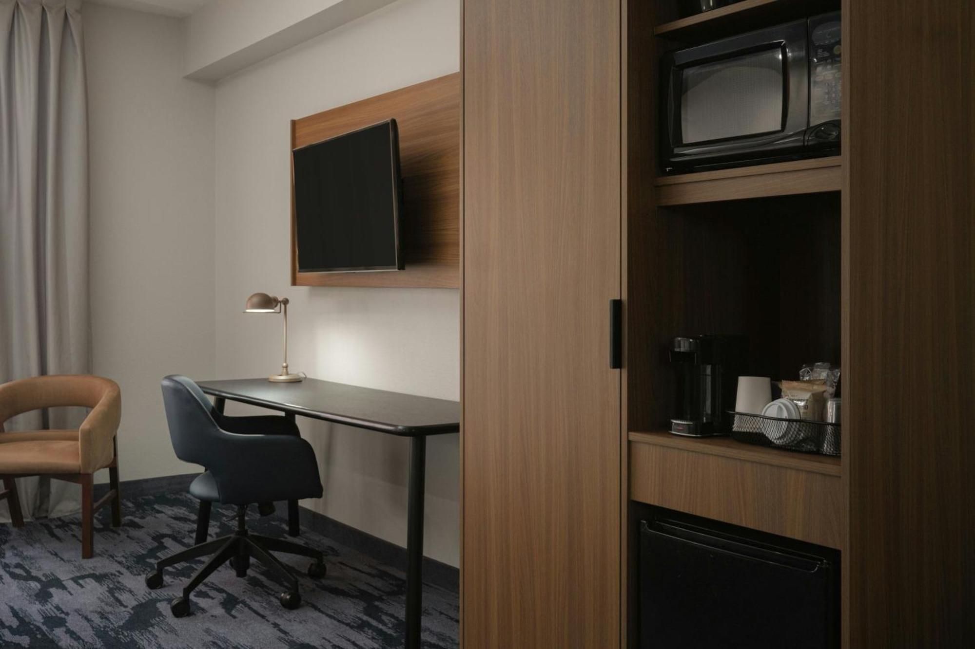 Fairfield Inn And Suites Cleveland Exterior foto