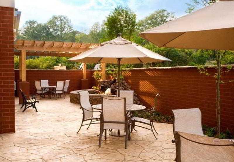 Fairfield Inn And Suites Cleveland Restaurante foto