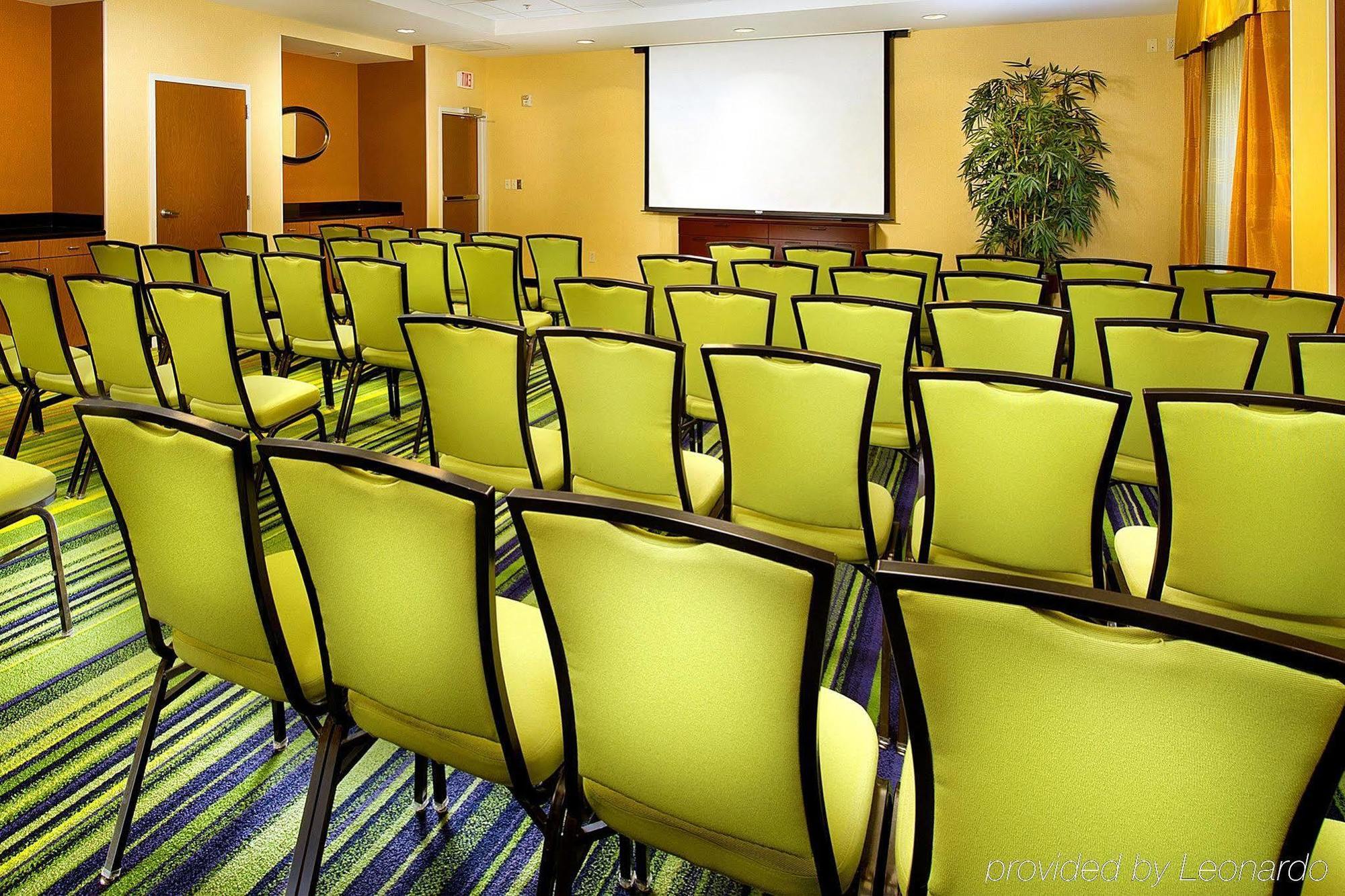 Fairfield Inn And Suites Cleveland Negocio foto